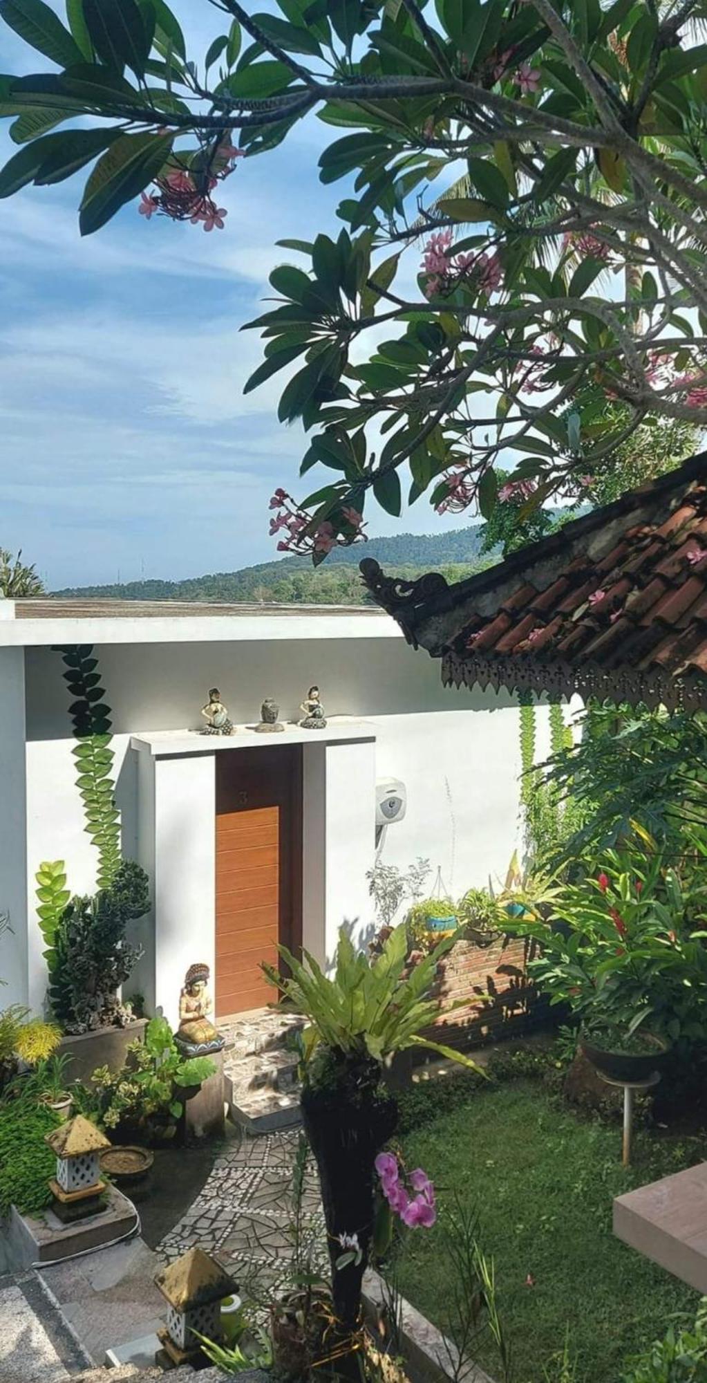 गेस्ट हाउस Aryaguna Senggigi